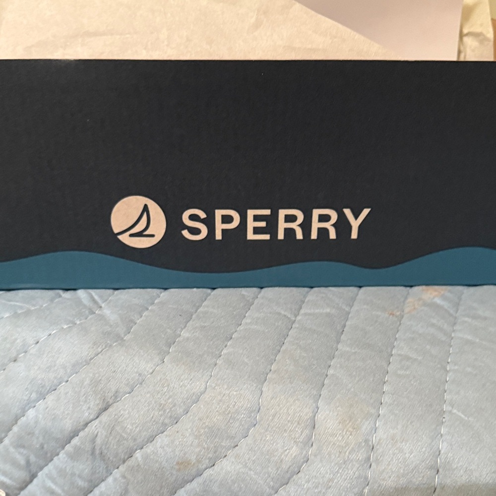 Sperry Women’s Plum Boat Shoes - Picture 4 of 8